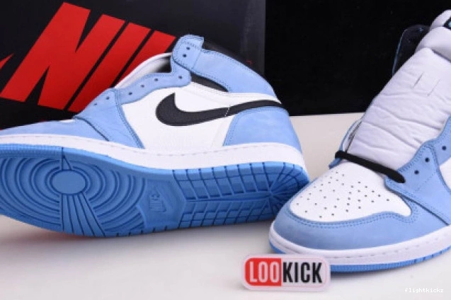 WHITE 1 555088-134 UNIVERSITY BLACK AIR RETRO JORDAN BLUE HIGH 0809
